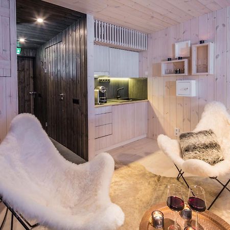 Arctic Treehouse Hotel Рованиеми Екстериор снимка