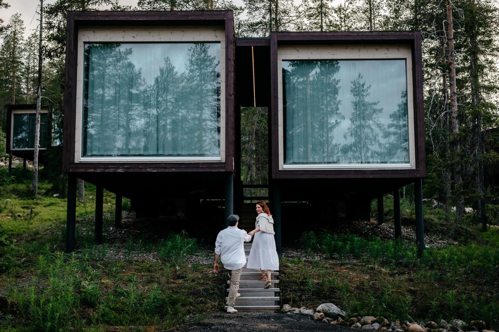 Arctic Treehouse Hotel Рованиеми Екстериор снимка